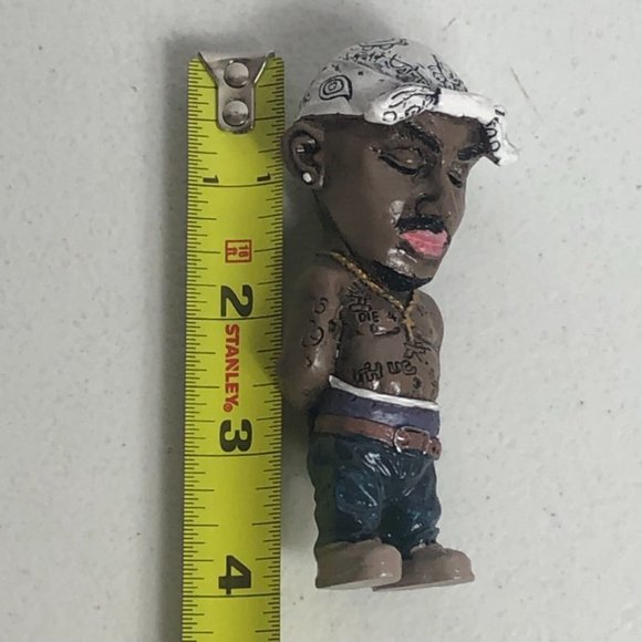 Tupac Shakur White Bandana Resin Figure Rap Rapper 90s Music - Picture 6 of 7